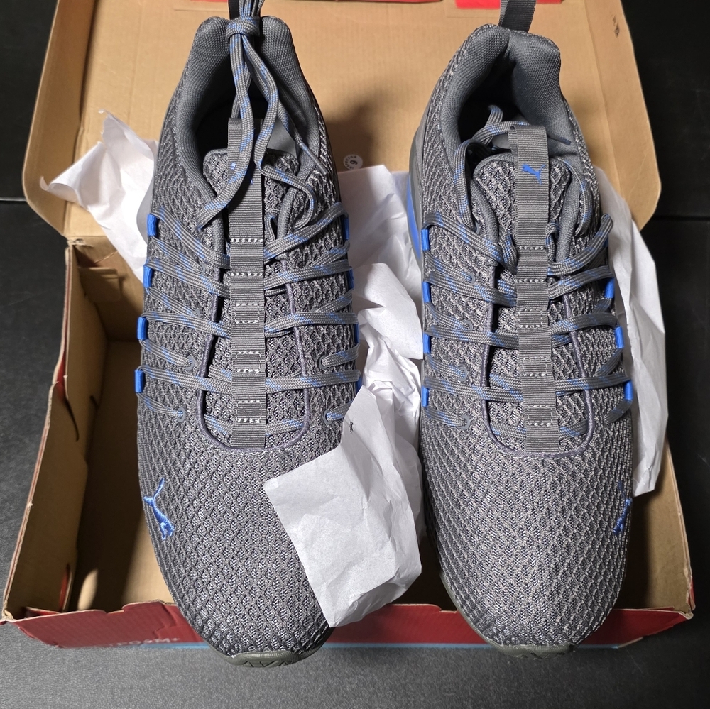 NEW W/BOX ADIDAS MENS SHOES SIZE 12 AXELION